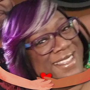 Meet your Posher, Candace